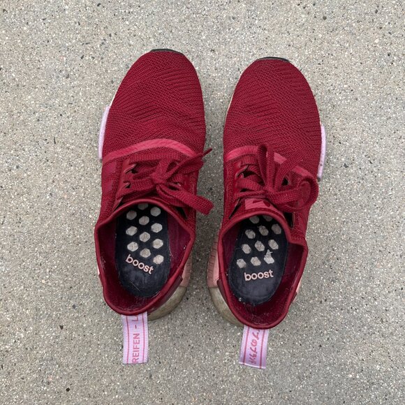 Adidas NMD R1 Collegiate Burgundy Runners Women’s Athletic Sneakers blokecore - Picture 1 of 14